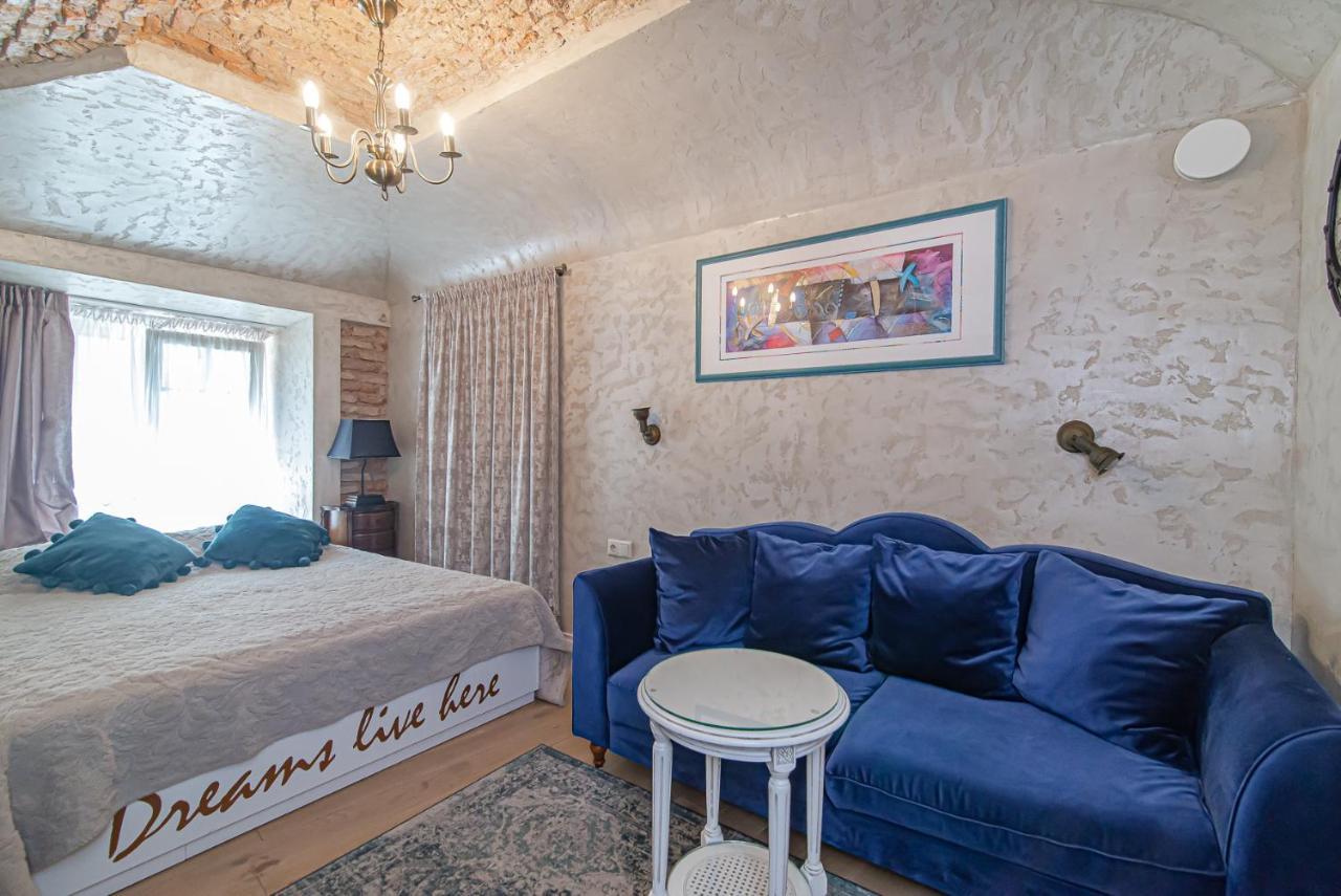 Luxury Apartment In Pilies Street Вильнюс Экстерьер фото