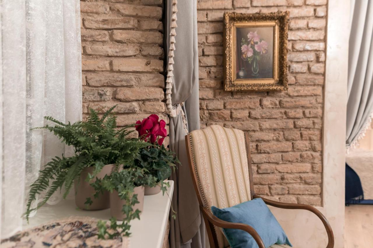 Luxury Apartment In Pilies Street Вильнюс Экстерьер фото