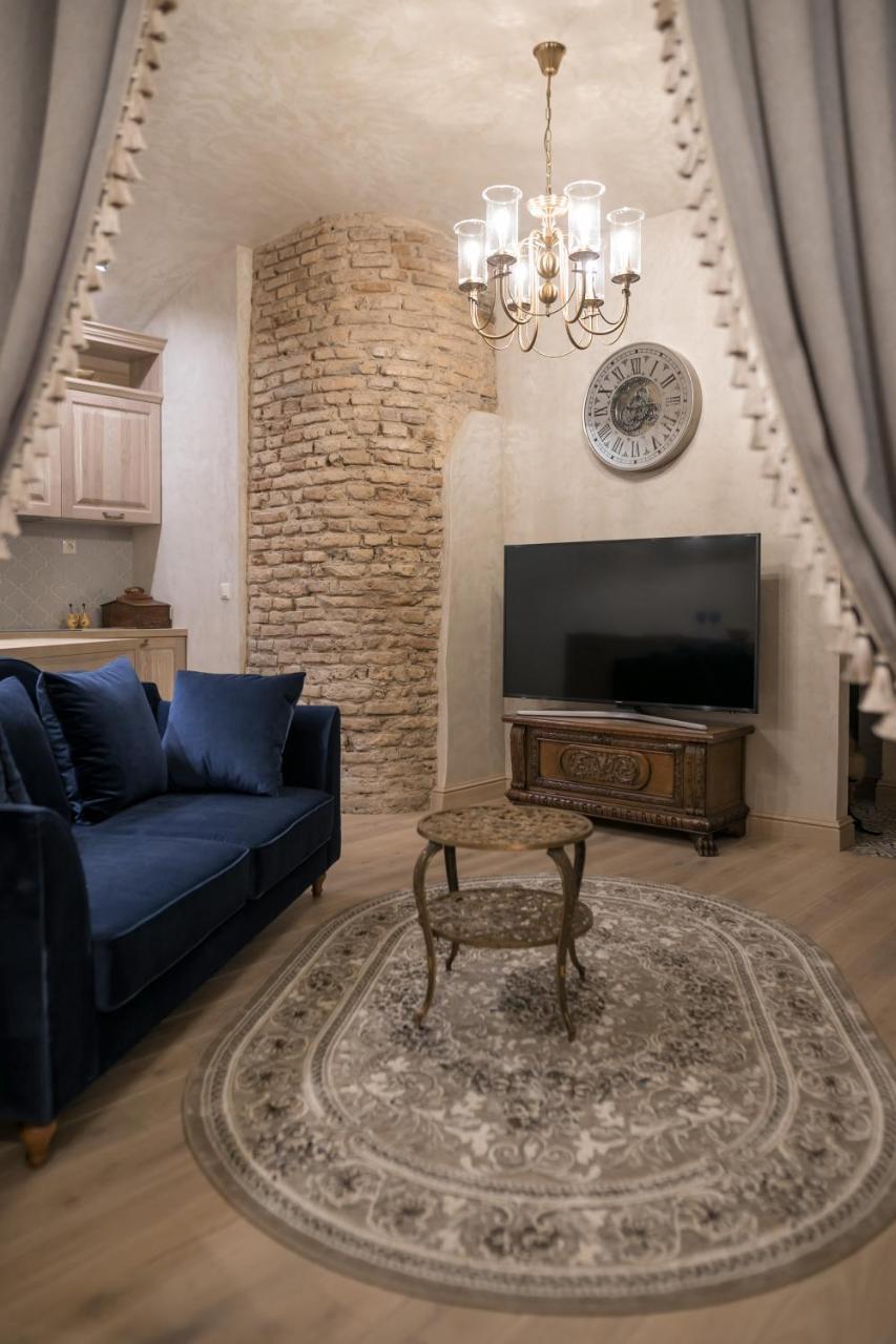 Luxury Apartment In Pilies Street Вильнюс Экстерьер фото